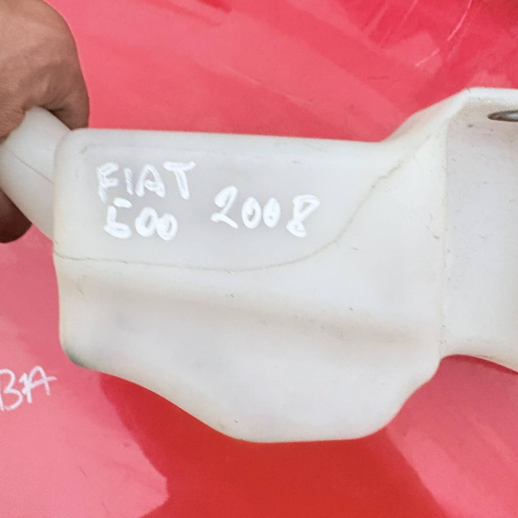 2008 FIAT 500 WASHER BOTTLE AND MOTOR PUMP