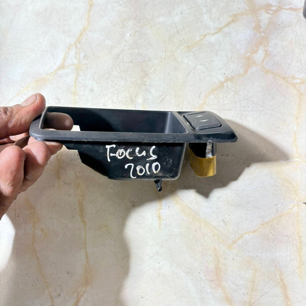 FORD FOCUS MK2 FRONT PASSENGER LEFT WINDOW SWITCH 3M51-226A37-AEW 2004-2011