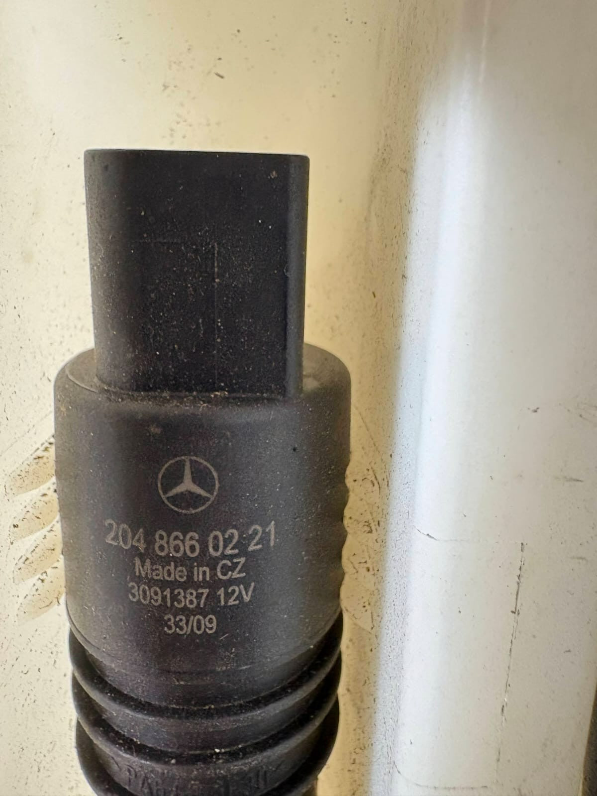 MITSUBISHI COLT CZ1WASHER BOTTLE RESERVOIR3DR MN105383WINDOW WASH PUMP08-13 2011