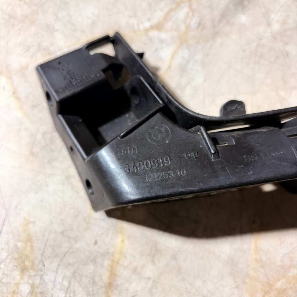 BMW X3 E83 2004-2010 Front Left NS Bumper Wing Bracket 3400919 51113400919