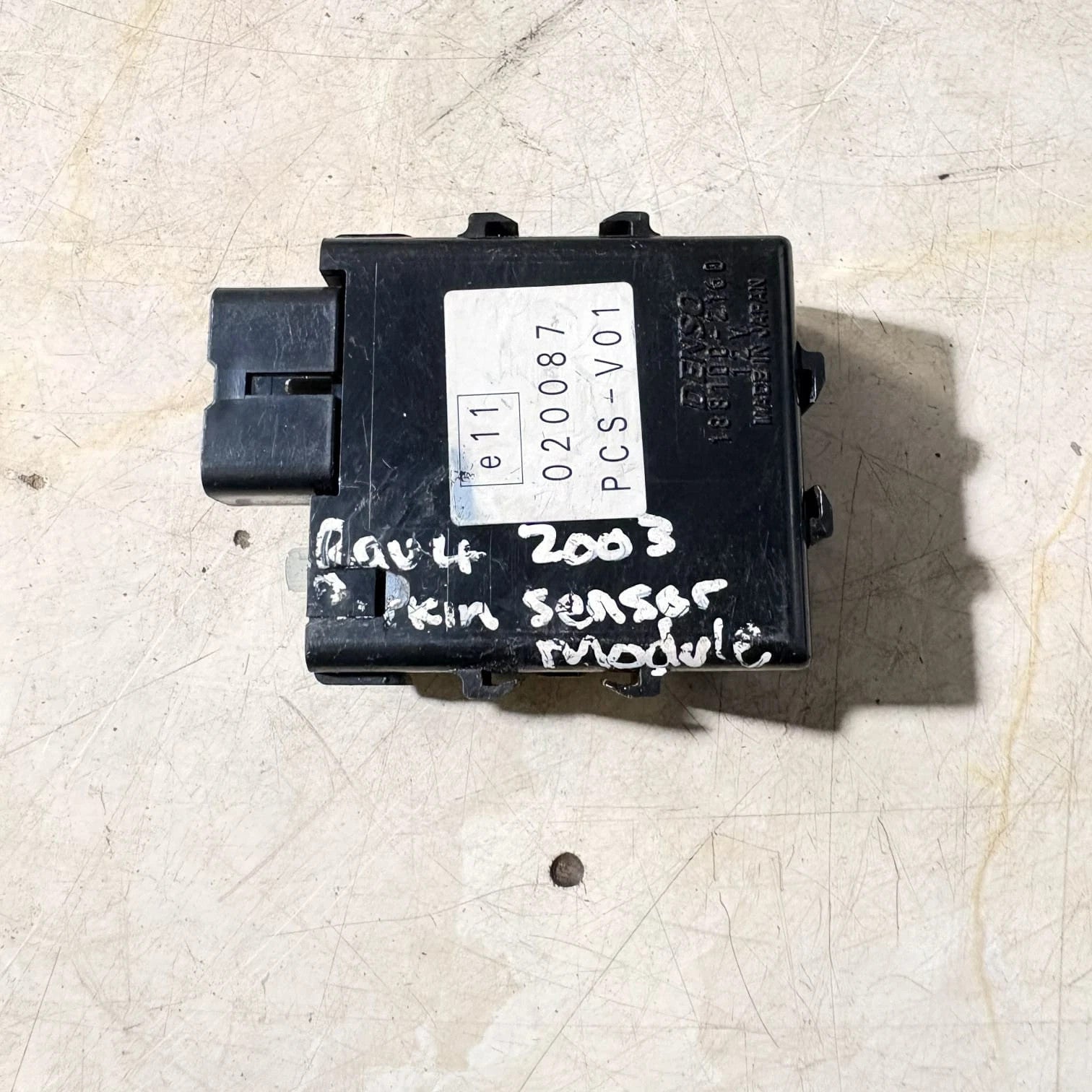 Toyota RAV4 XA20 2000-2005 PDC Parktronic Module ECU 188100-2160 020087 PCS-V01