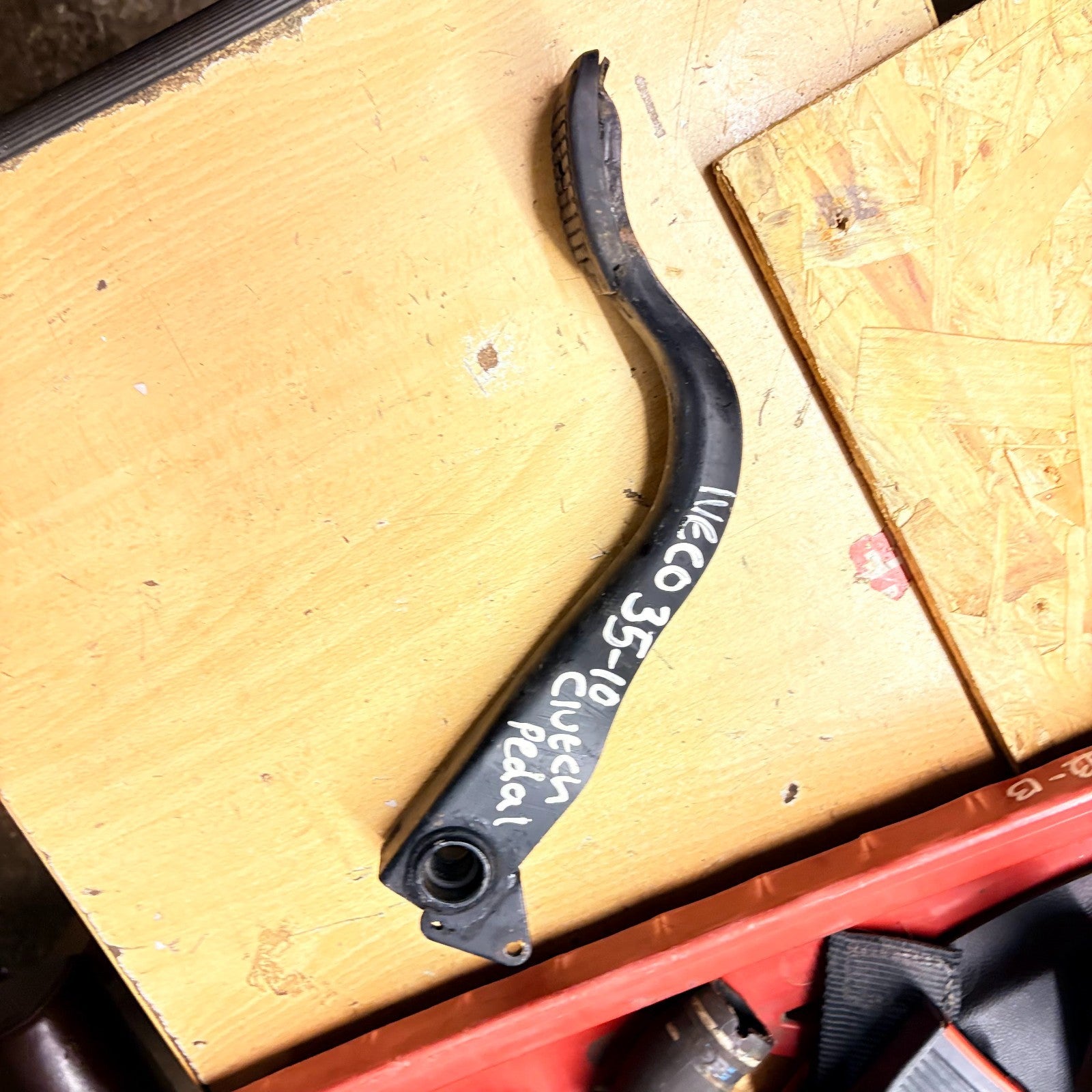 Iveco Daily 35-10 1999-2006 Manual Clutch Foot Pedal Control Lever Arm