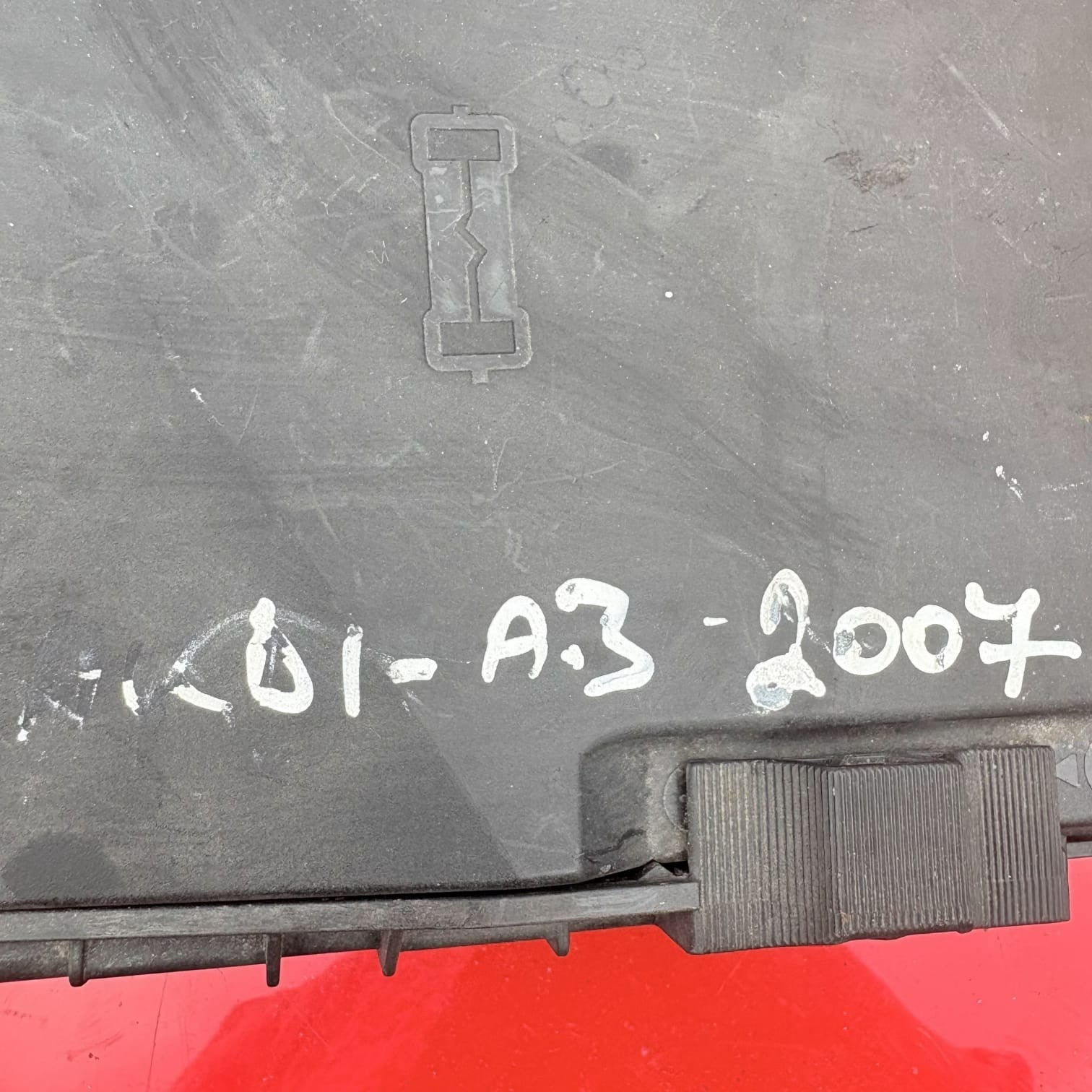 Audi A3 8P Engine Bay Fuse & Relay Box Cover Lid 1K0937132F (06-13)