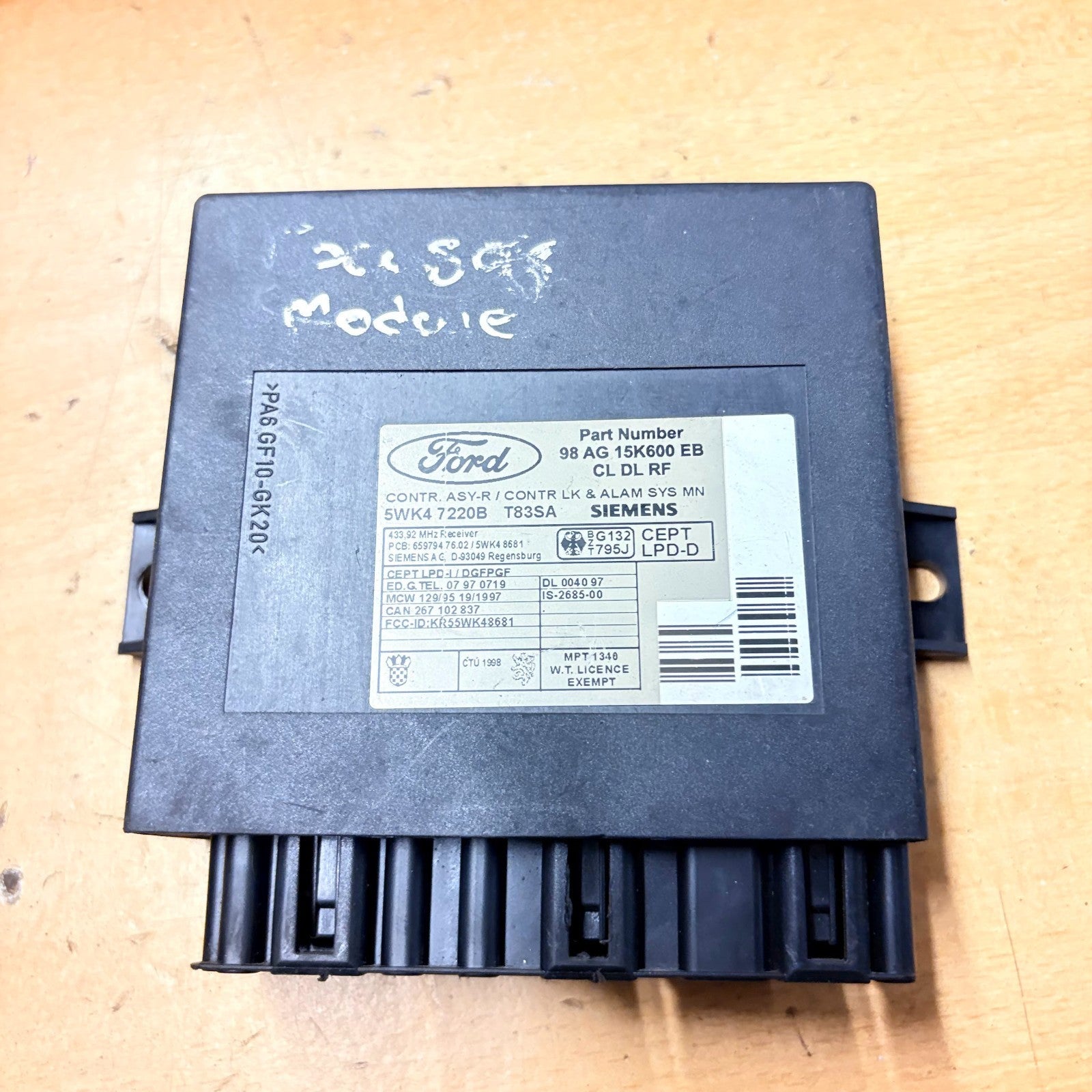 FORD FOCUS CONTROL ASY LOCK AND ALARM ECU 98AG15K600EB