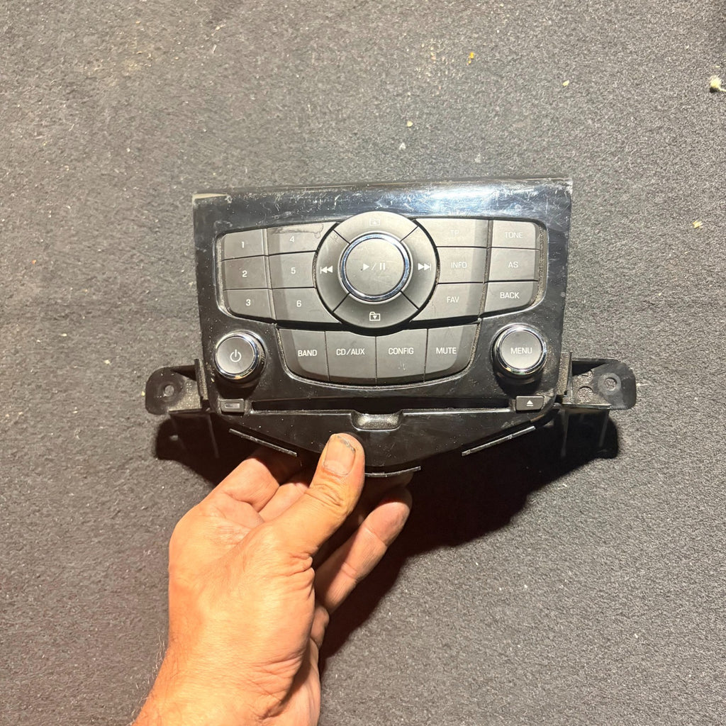 Chevrolet Cruze 2009-2012 CD Radio Control Switch 94563267