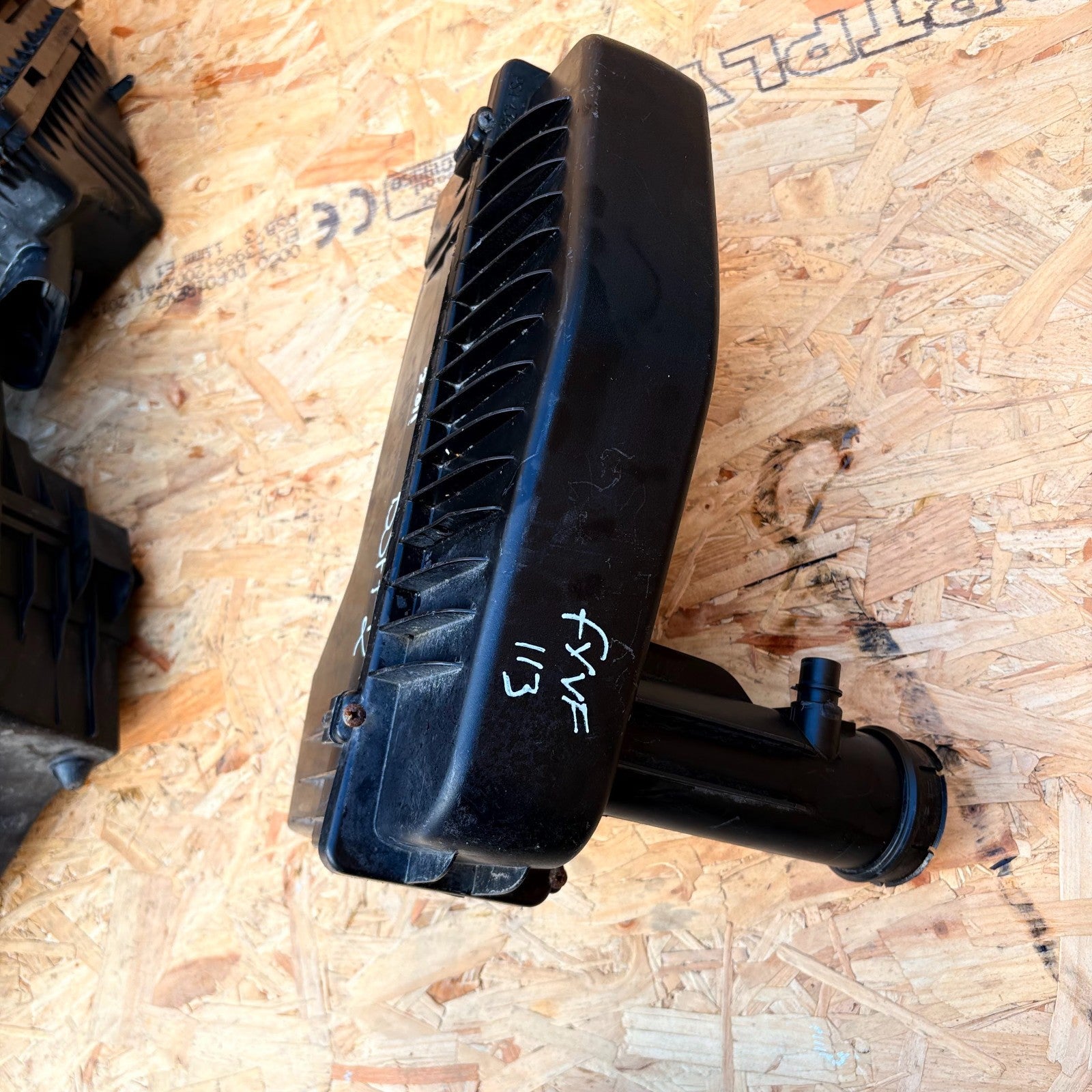 CITROEN C3 VTR AIR BOX FILTER HOUSING 2009-2013
