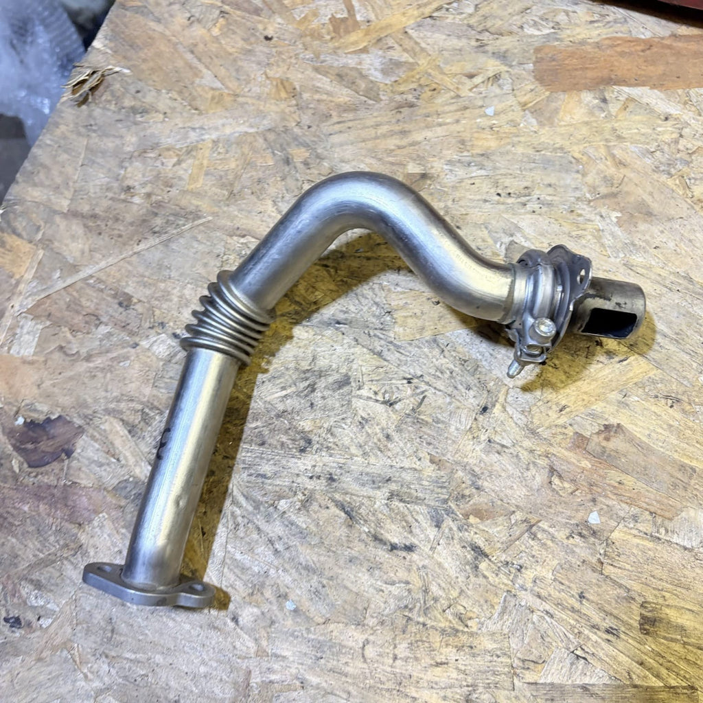 SKODA OCTAVIA MK2 1.6 TDI ENGINE CAY EGR COOLER CONNECTING PIPE