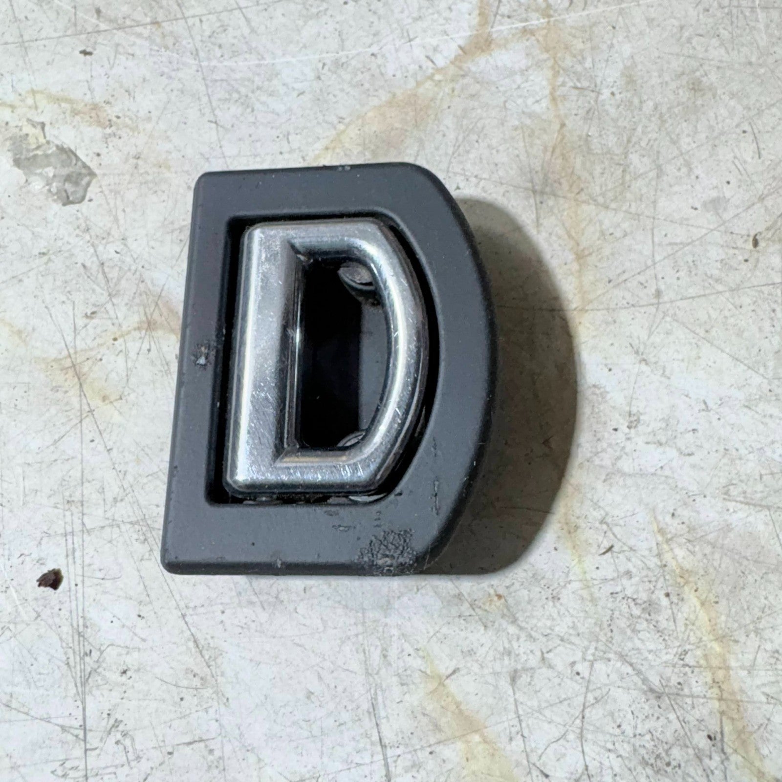Audi A3 A4 A6 A8 Boot Luggage Tie Down Hook 1J0 864 203