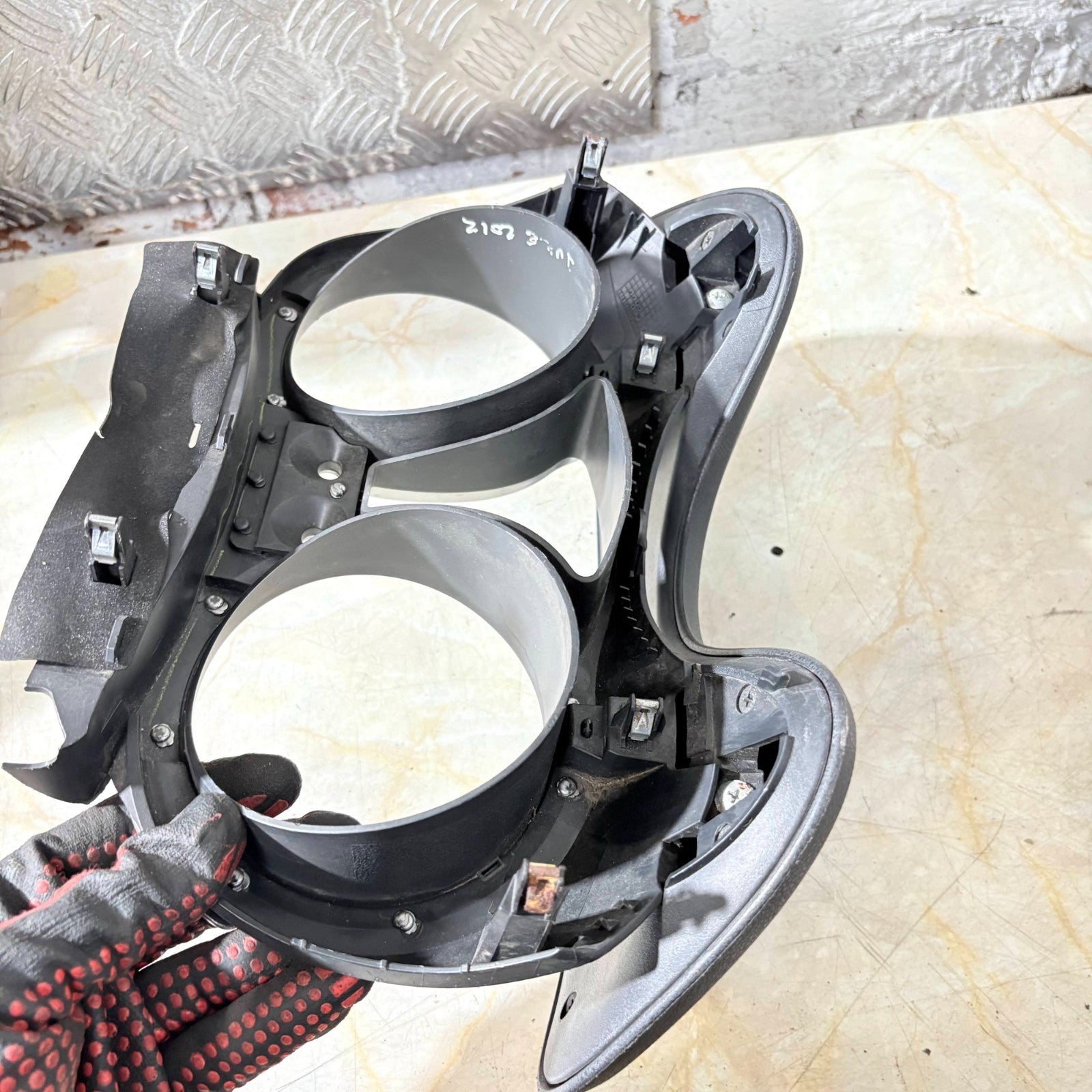 Nissan Juke Mk1 2010?2019 Speedometer Instrument Cluster Surround Panel