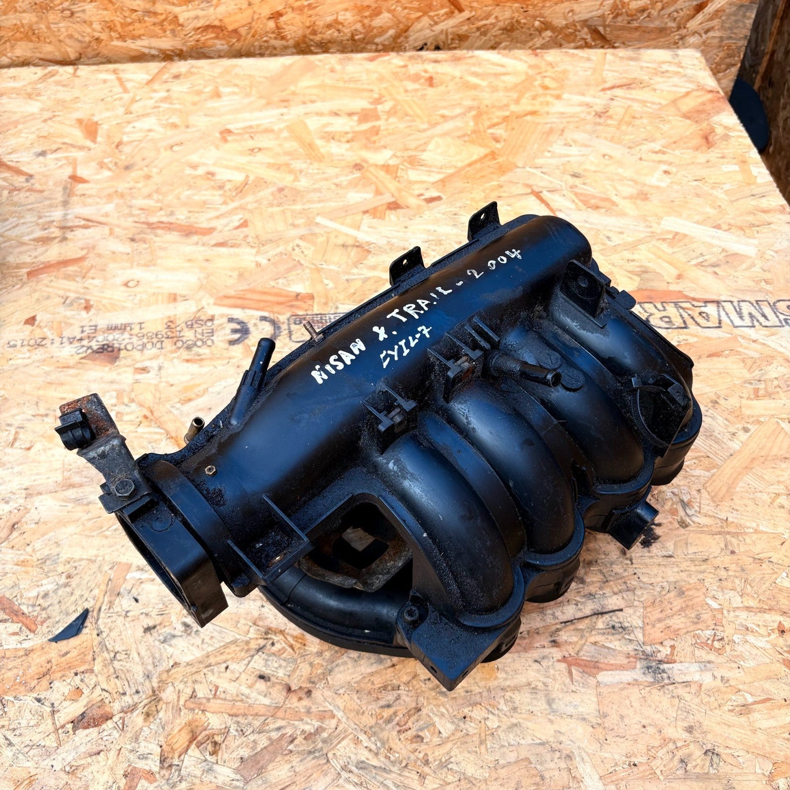 NISSAN X-TRAIL 2001-2007 INLET MANIFOLD