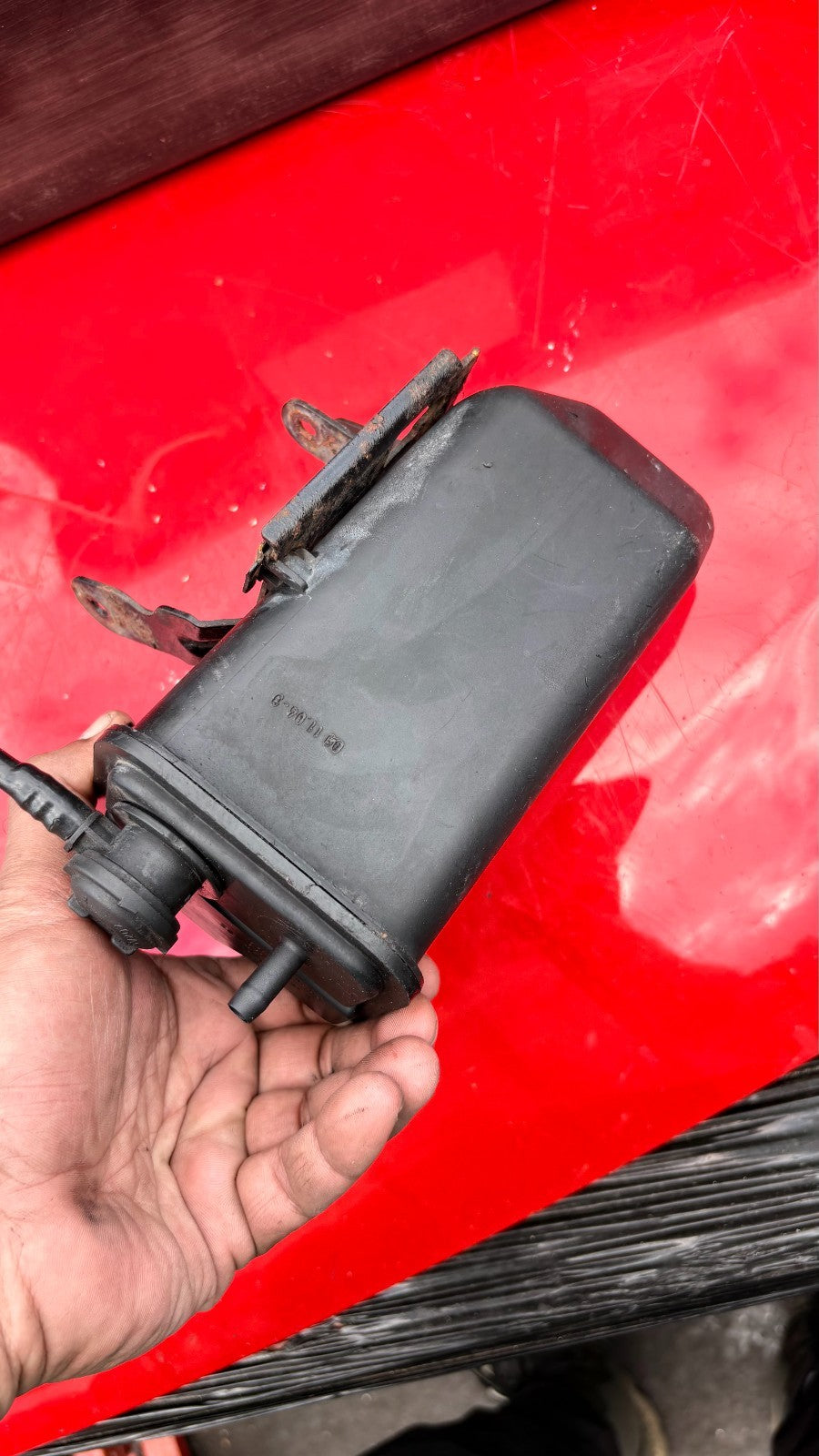 2004 VW GOLF CAXA CHARCOAL CARBON FILTER CANISTER 1KO 201 801 B