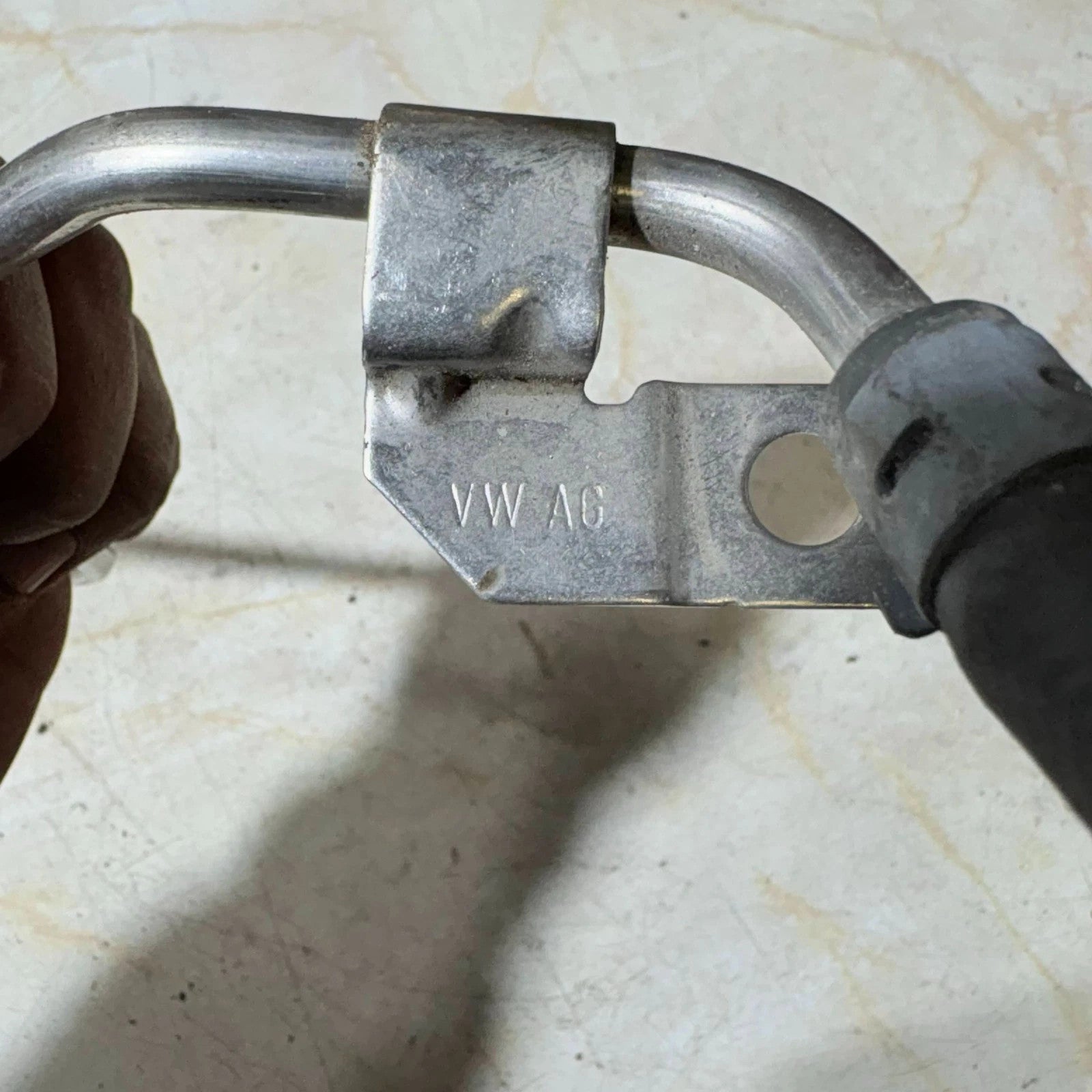 Volkswagen AC Conditioning Pipe Hose