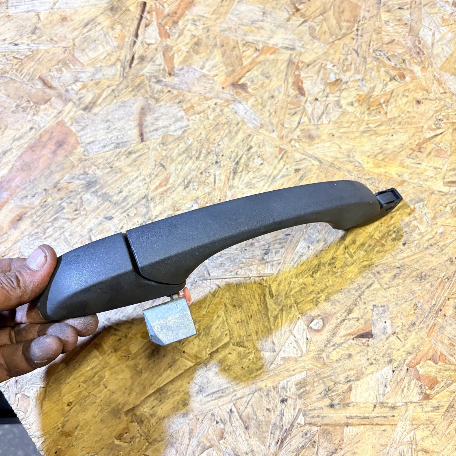 JEEP GRAND CHEROKEE EXTERIOR DOOR HANDLE REAR LEFT SIDE 2008