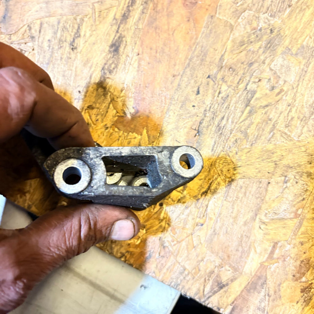 MERCEDES VITO 2002 Arm trim injection