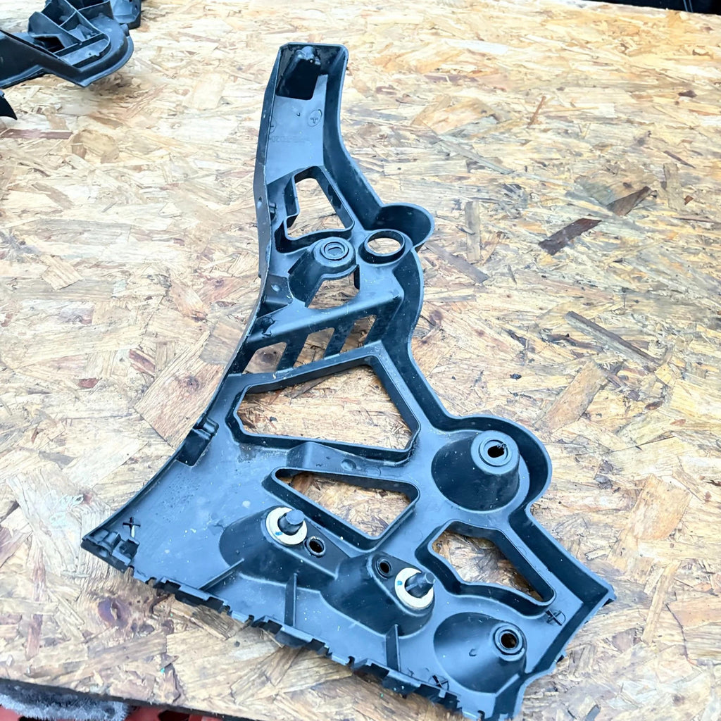 RENAULT MEGANE III 2009-2016 REAR LEFT SIDE BUMPER BRACKET 0001032274
