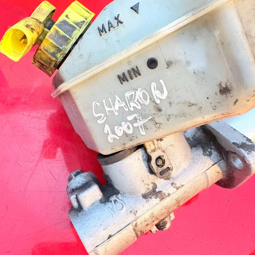 Volkswagen Sharan brake master cylinder 2007