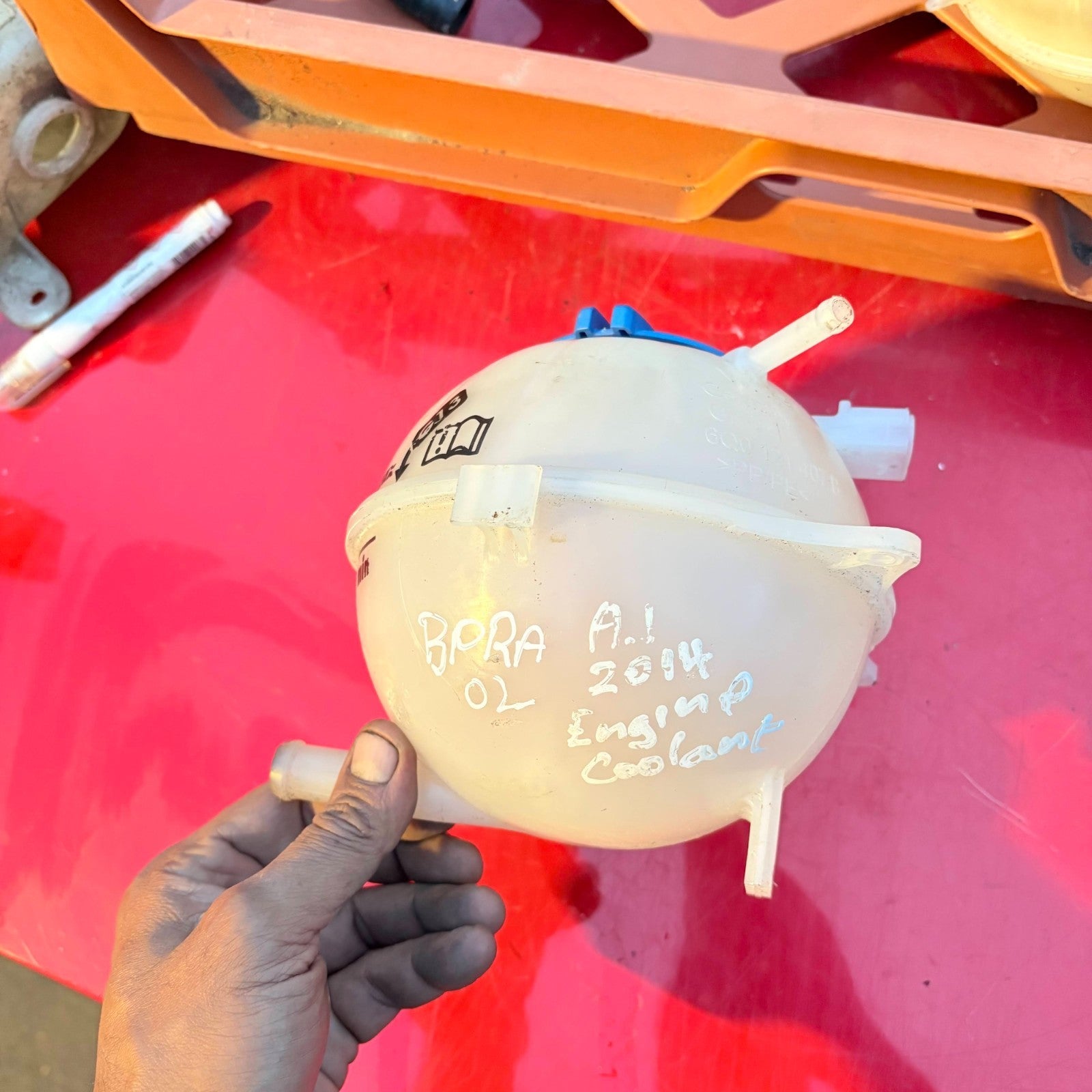AUDI A1 2014 COOLANT EXPANSION OVERFLOW BOTTLE TANK