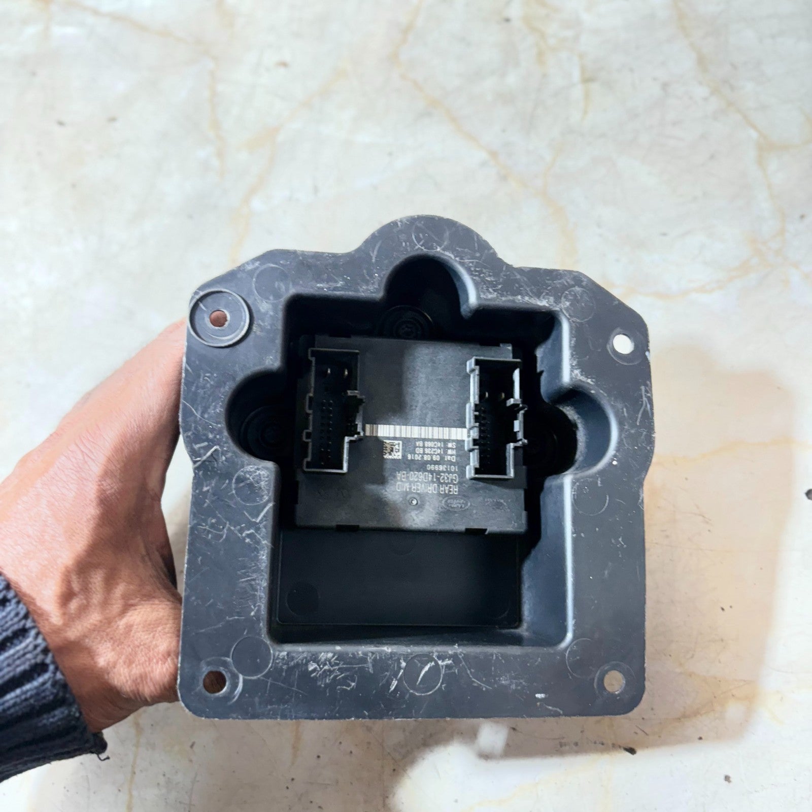 JAGUAR XE 2017 REAR RIGHT DOOR MODULE TRAY GX73201A80AA