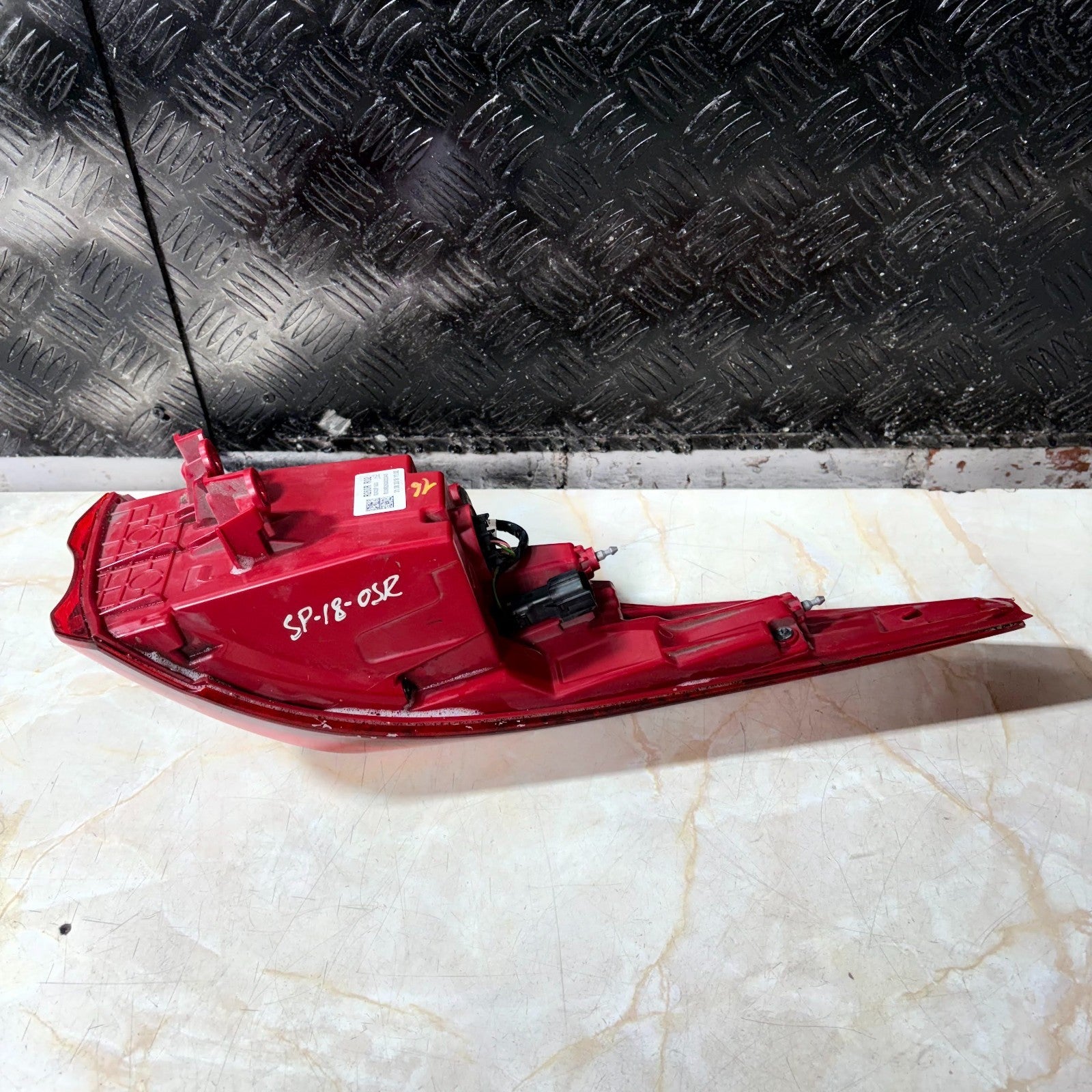 KIA Sportage MK4 QL 16-21 Right Offside Outer Tail Light Lamp Unit 92402-F1600