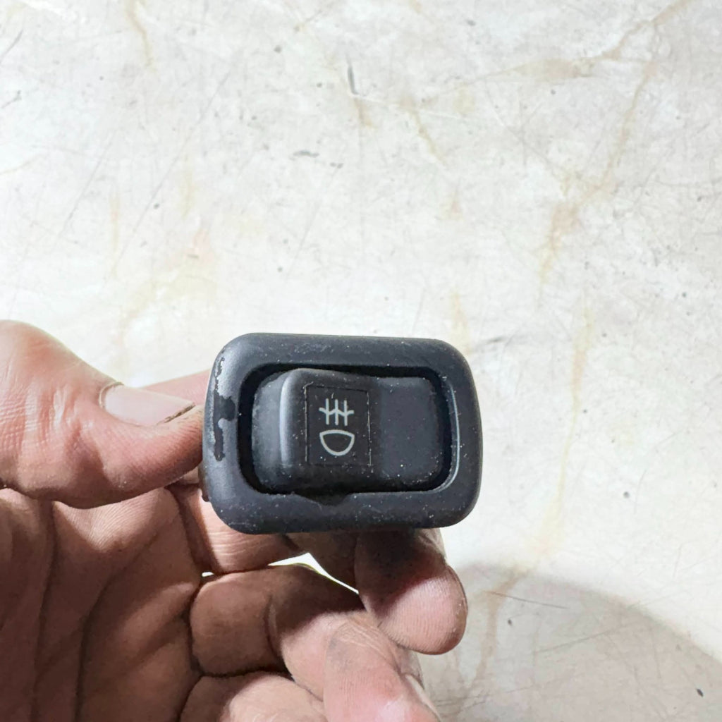 Diahatsu 2006 Fog Light Switch