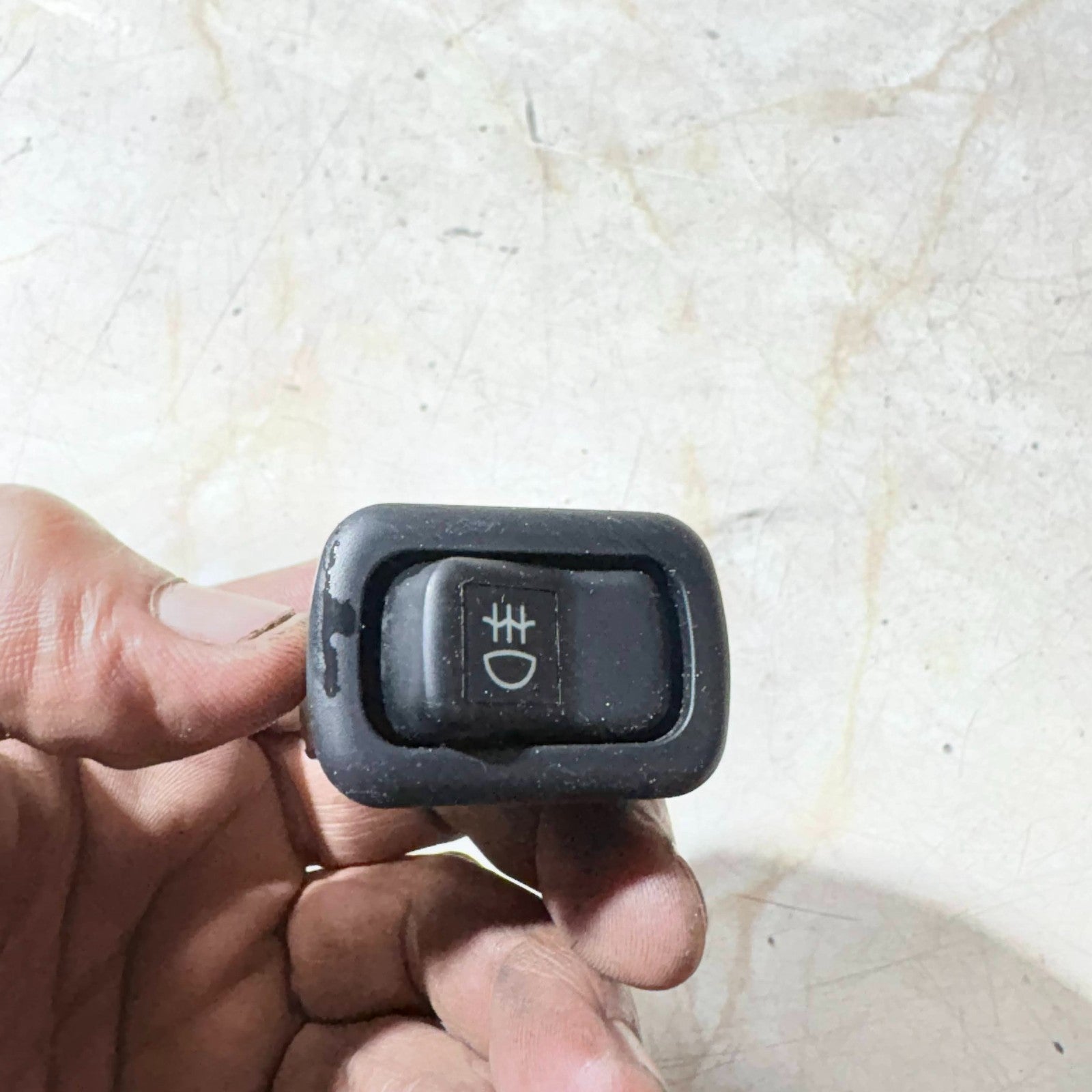 Diahatsu 2006 Fog Light Switch