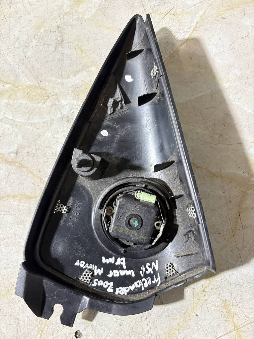 Land Rover Freelander 1 3 Door Left Tweeter Speaker Trim EUI100010 2004-2006