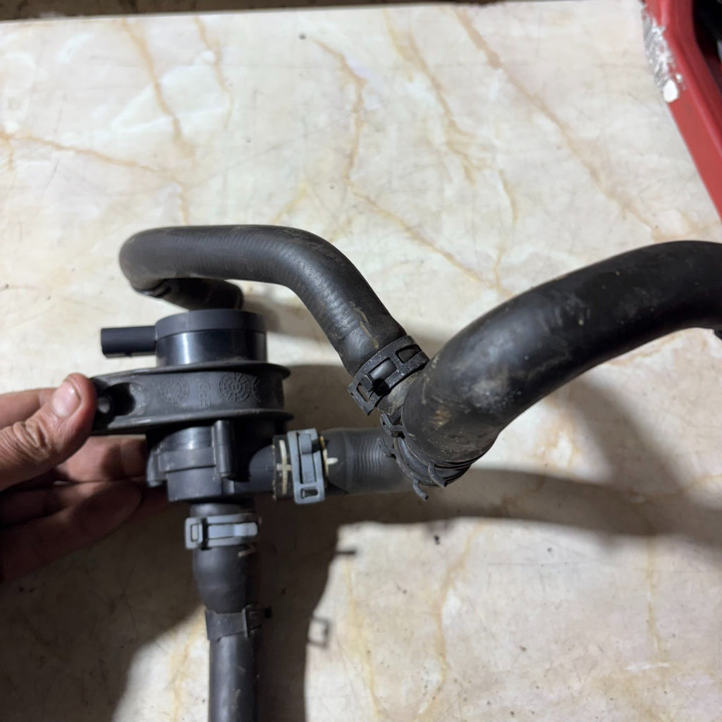 2014 AUDI A1 ENGINE SECONDARY WATER PUMP 309500190