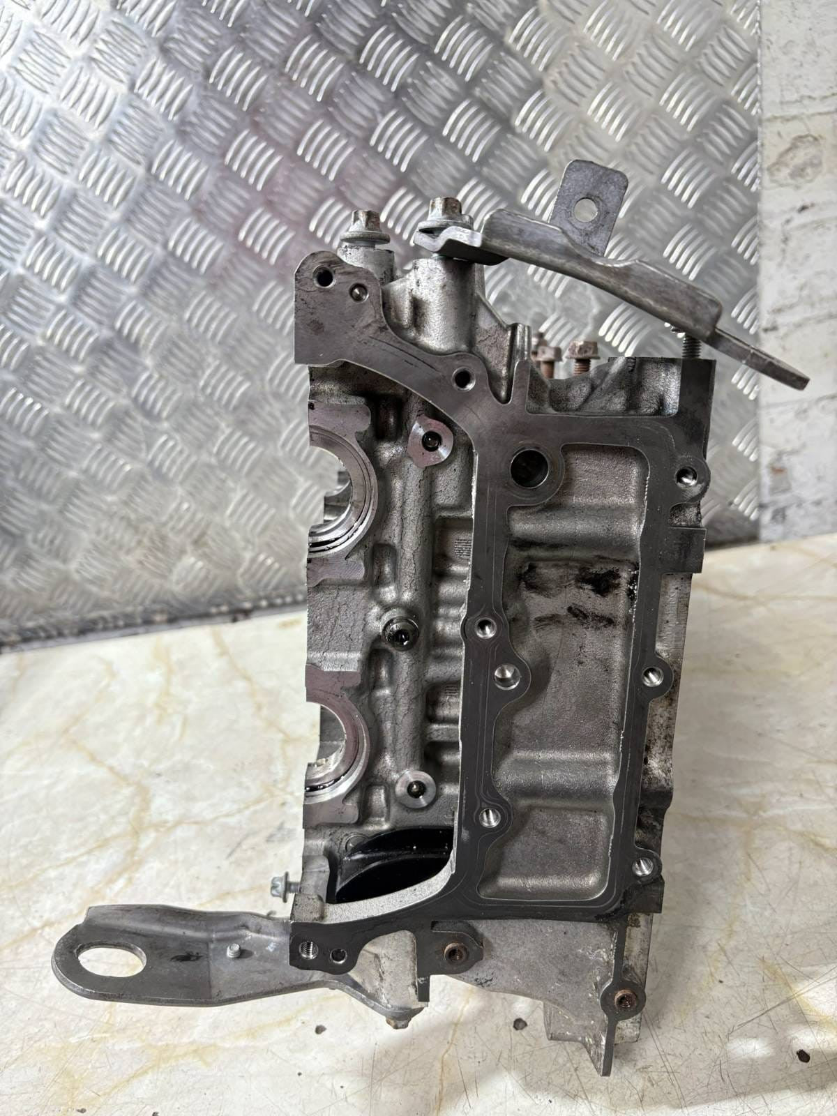 MERCEDES BENZ ML E class w212 ENGINE SUPPORT BRACKET A6512230841