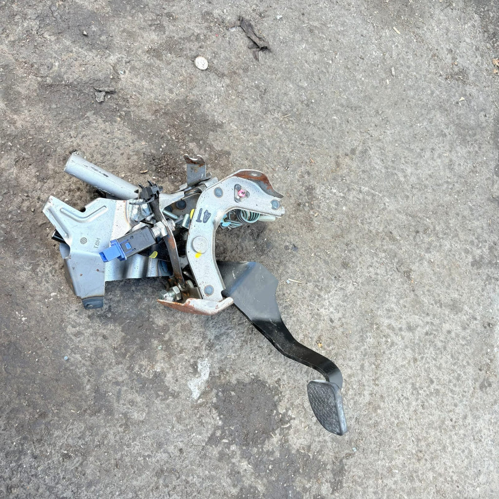 Honda Hrv Brake Pedal Assembly 4 Pin Mk2 1.6 Diesel 2018