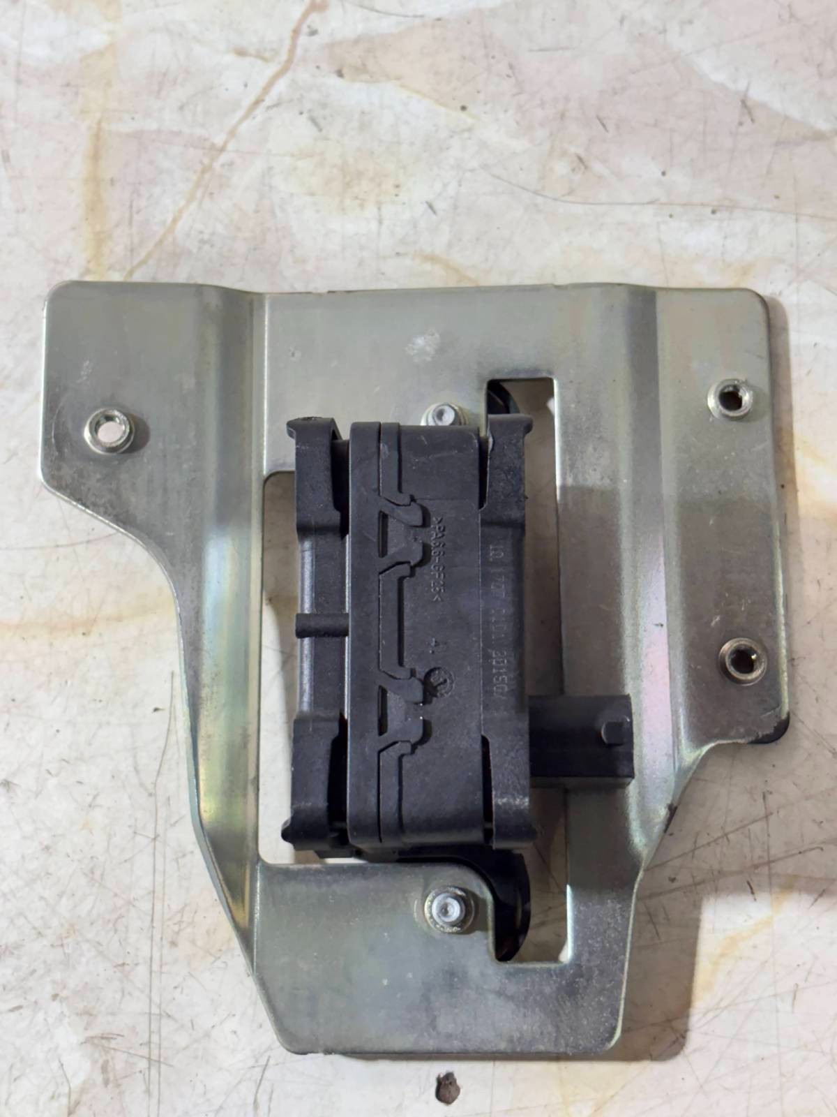 BMW 1 SERIES 116M 2007-2012 E81 YAW RATE SENSOR SPEED SENSOR 6762769-07
