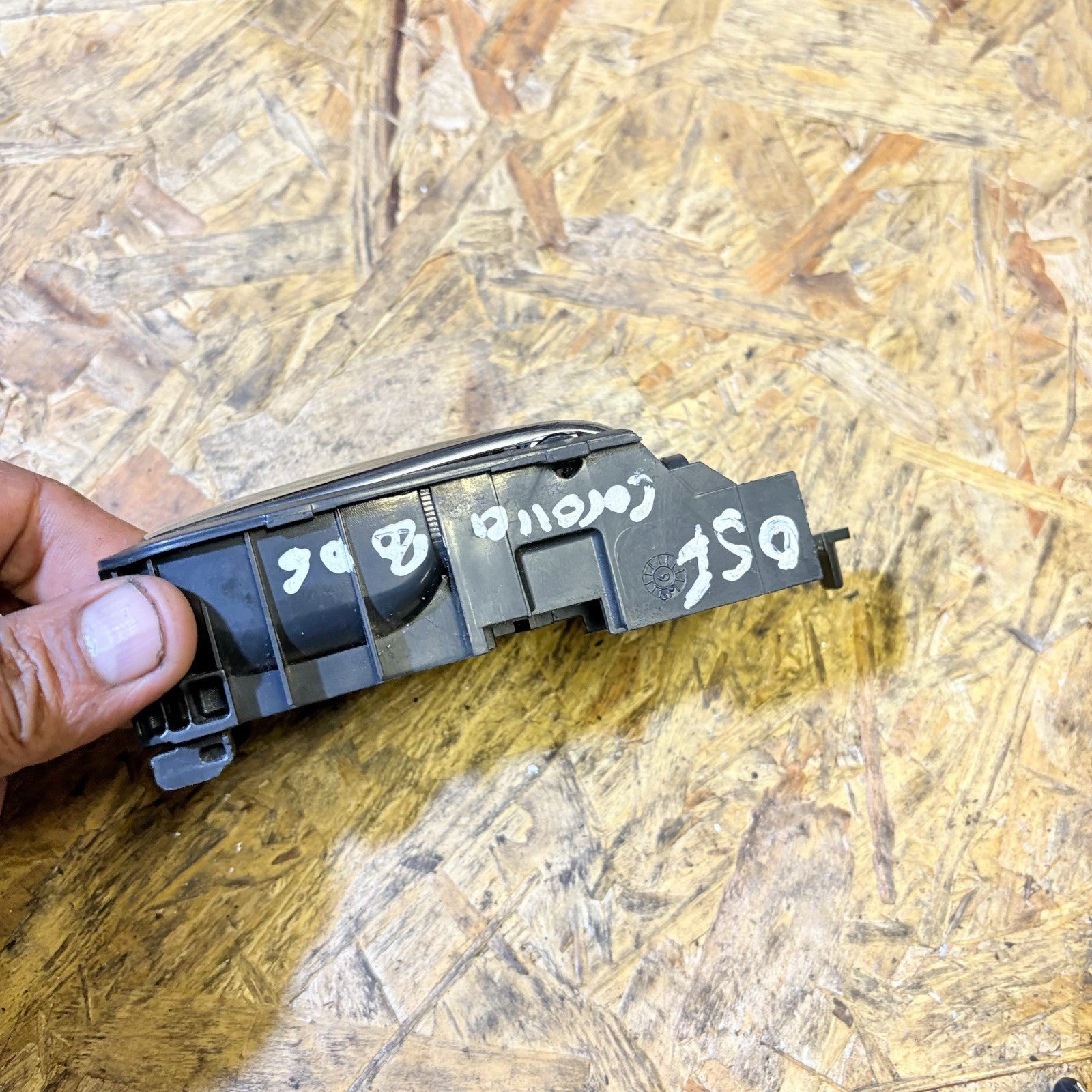 Toyota Corolla E14 E15 Front Right Interior Door Handle Saloon 2008-2014 Used