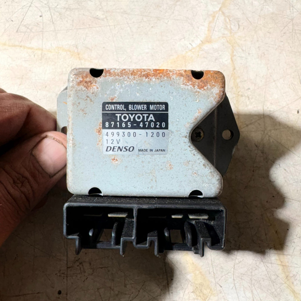 TOYOTA PRIUS MK2 2003-2009 HEATER BLOWER FAN MOTOR RESISTOR 87165-47020