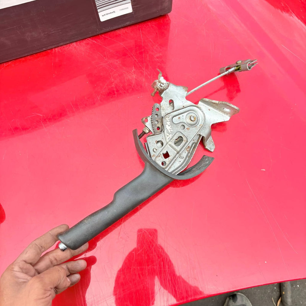 NISSAN X-TRAIL HANDBRAKE HANDLE LEVER