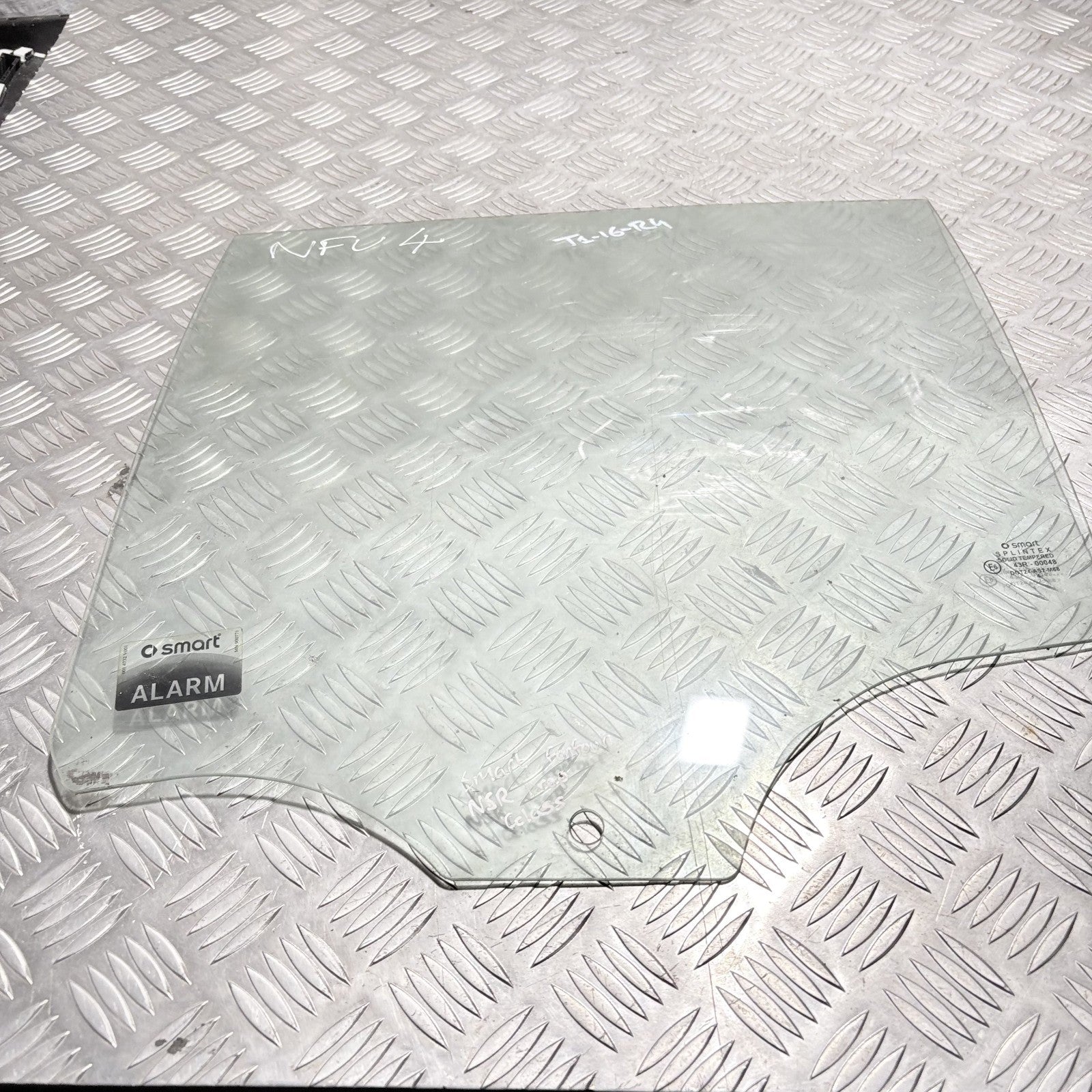 Smart Forfour Rear Left Passenger Side Door Glass Window