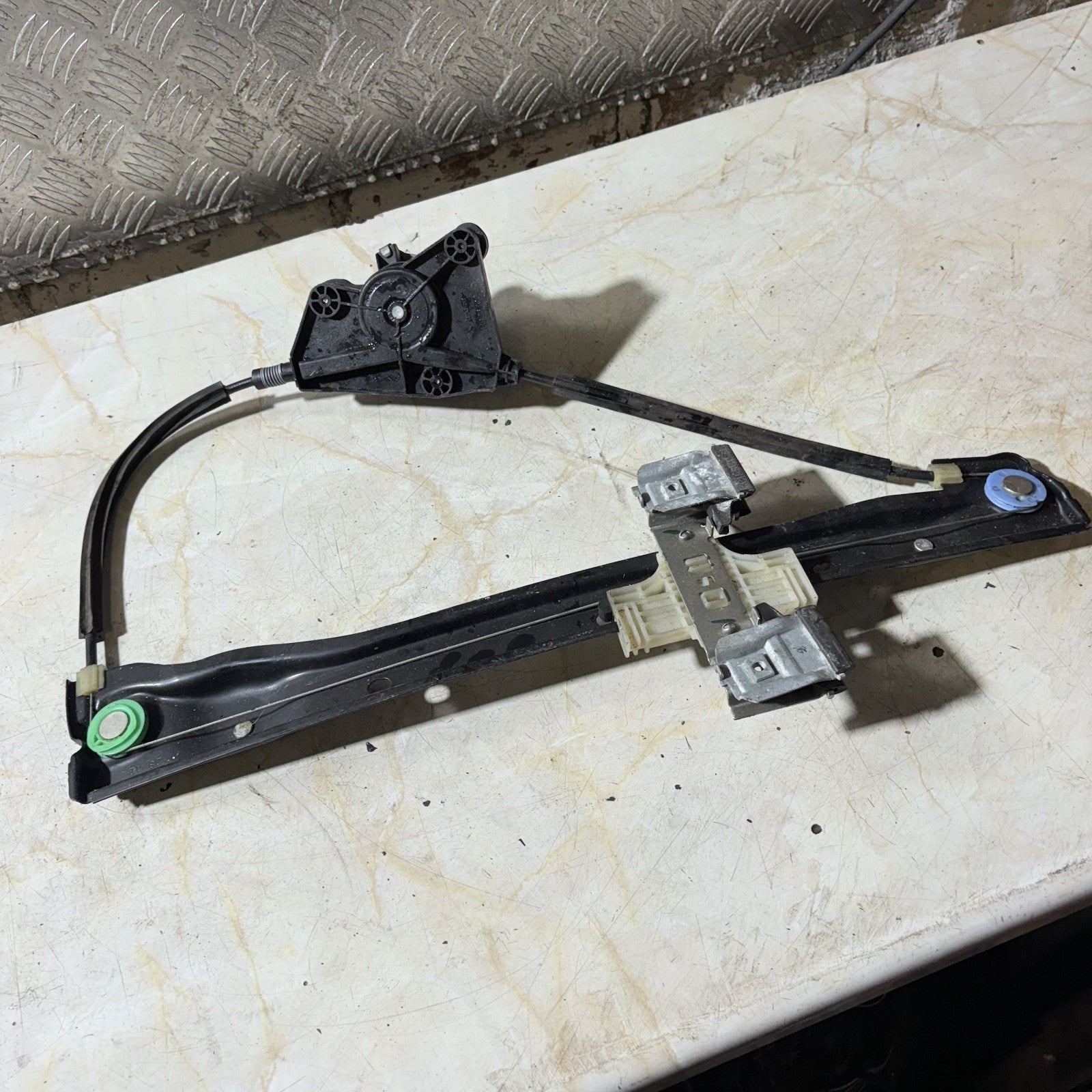 Volkswagen Up Left Front PAssenger Side Window Regulator Mechanism LH936706
