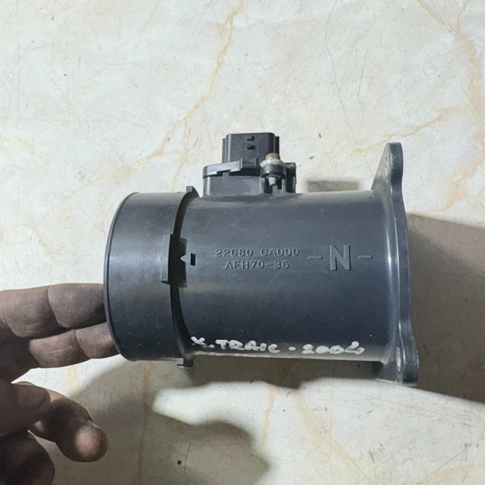 NISSAN X-TRAIL 2004 SENSOR MASS AIR FLOW MAF 22680CA000
