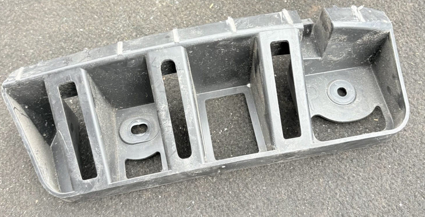 Skoda Rapid Rear Right Side Bumper Mounting Bracket 5jh807394a