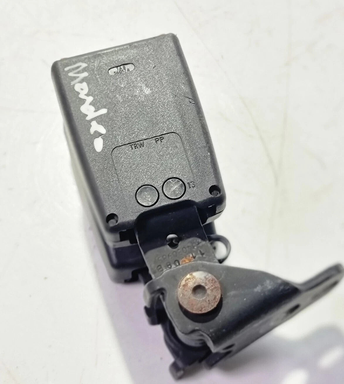 2009 FORD MONDEO MK4 REAR TWIN MIDDLE CENTRE SEAT BELT BUCKLE LATCH 6G9N613K21AB