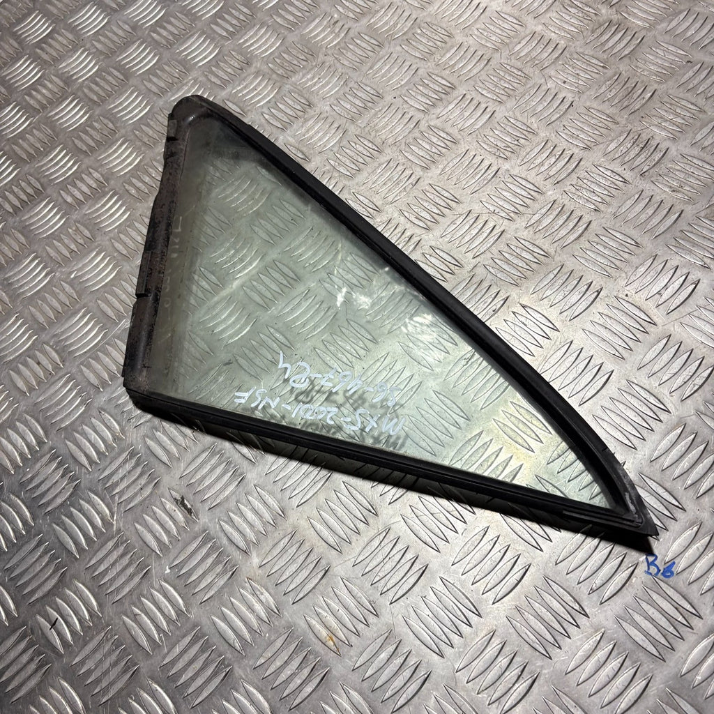 MAZDA MX5 2001 N/S/F DOOR QUARTER WINDOW GLASS FORNT LEFT SIDE