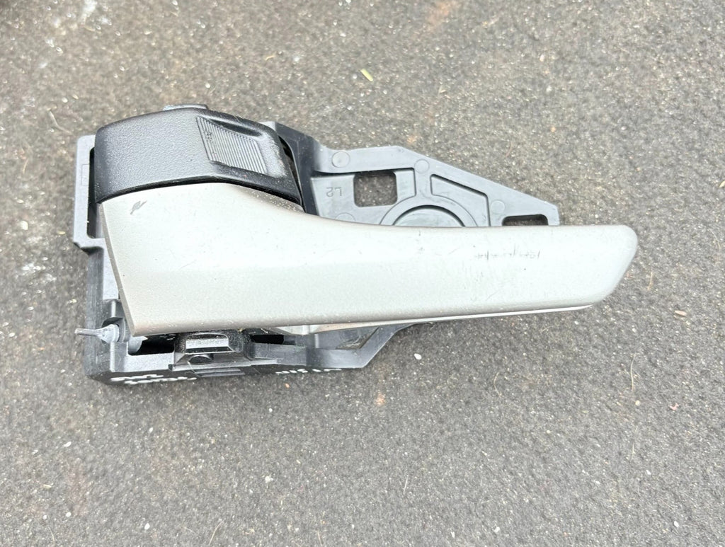 Toyota Prius Left Passenger Nearside Front Inner Door Handle 2015