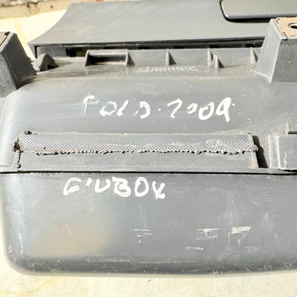 VOLKSWAGEN POLO 2009 GLOVEBOX 602857101