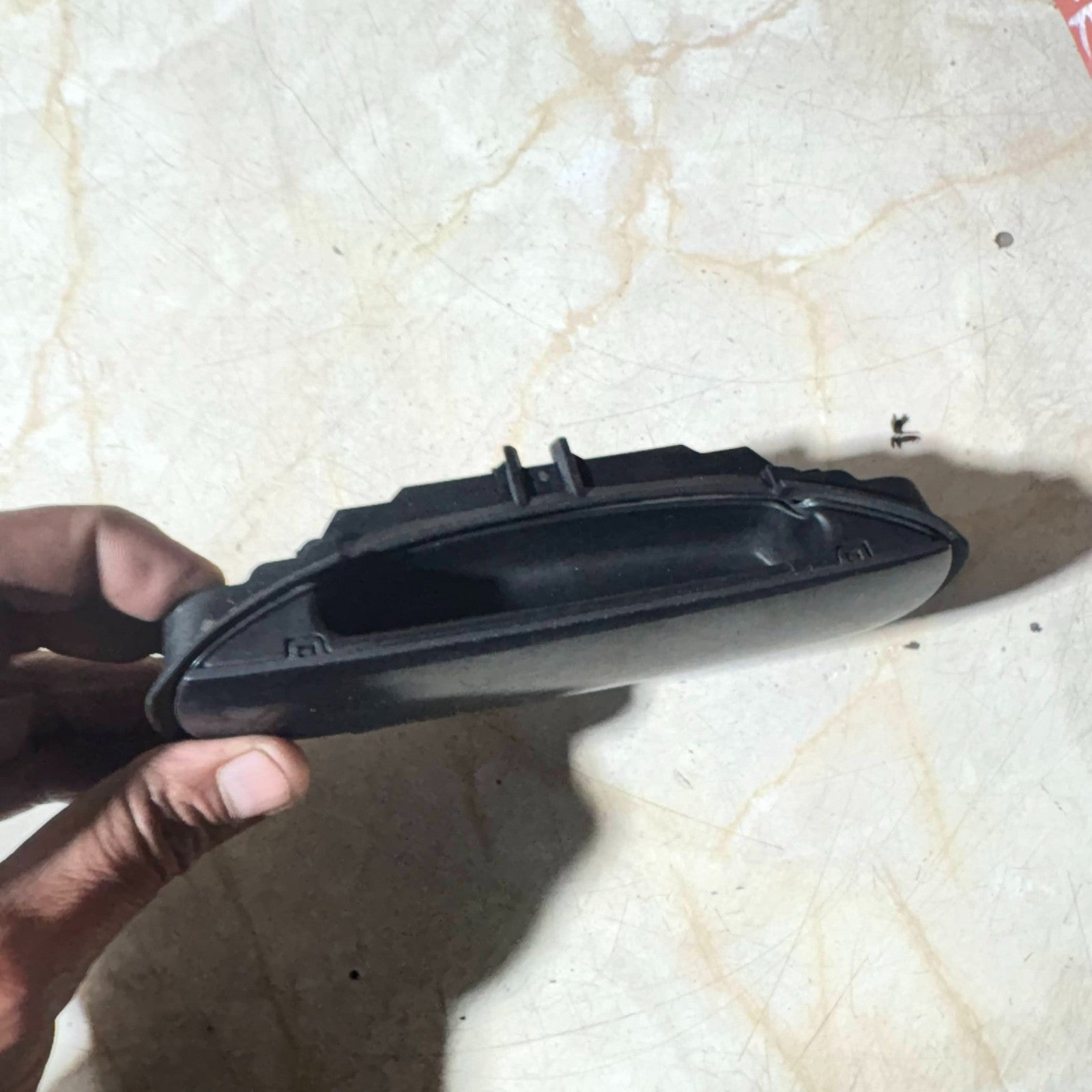 AUDI A6 RIGHT REAR OUTER DOOR HANDLE GREY