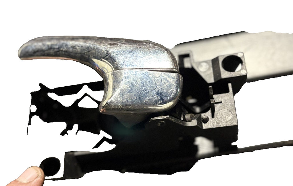JAGUAR X TYPE 2001-2009 LEFT PASSENGER FRONT INTERIOR DOOR HANDLE 2R83-22601-AE