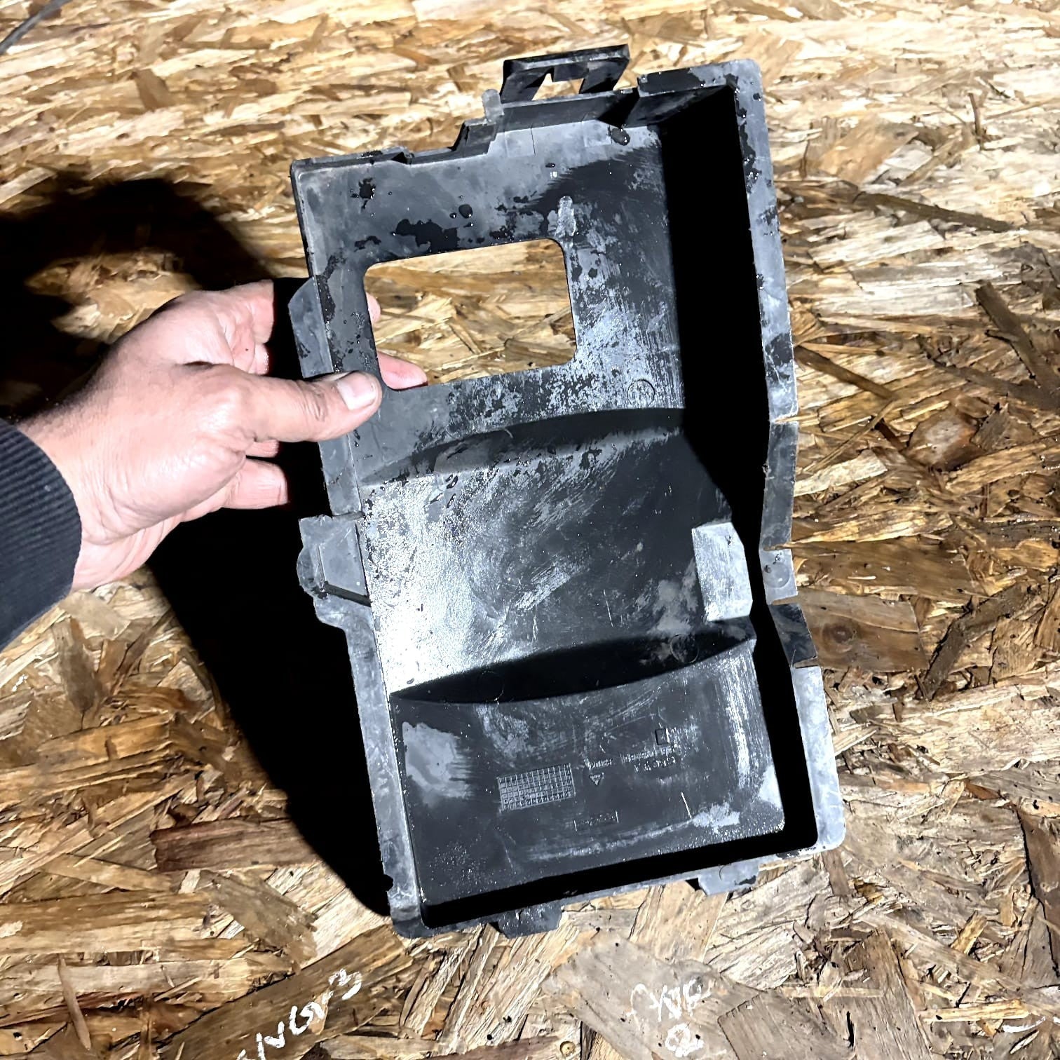 Ford Focus Mk2/C-Max Diesel Battery Tray Top Cover 3M51-10A659-B 1333364