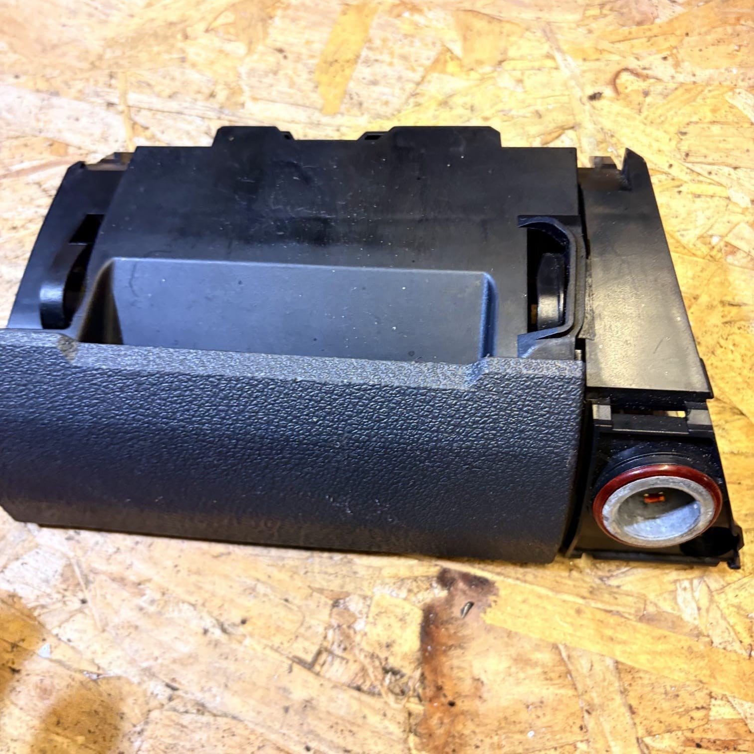 VOLKSWAGEN TOURAN Mk1 (1T) Front Storage Tray/12v Socket 1T2857961 2008