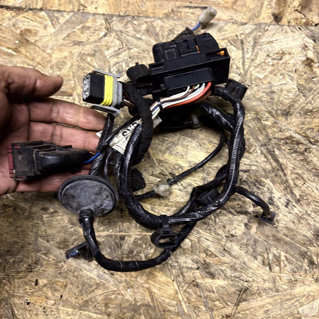 VAUXHALL ZAFIRA B 2006 DOOR WIRING LOOM FRONT NSR 13158708