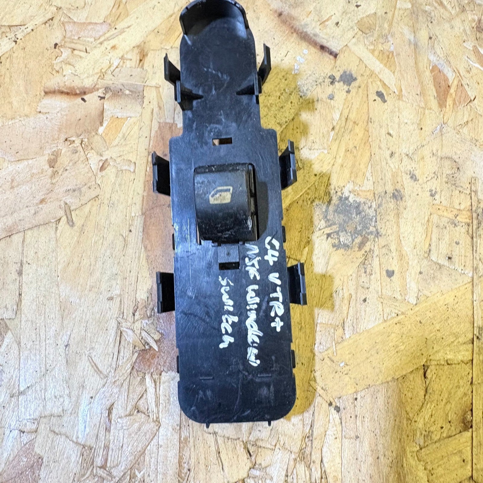 Citroen C4 2007 Front Left Passenger Window Control Switch NSF