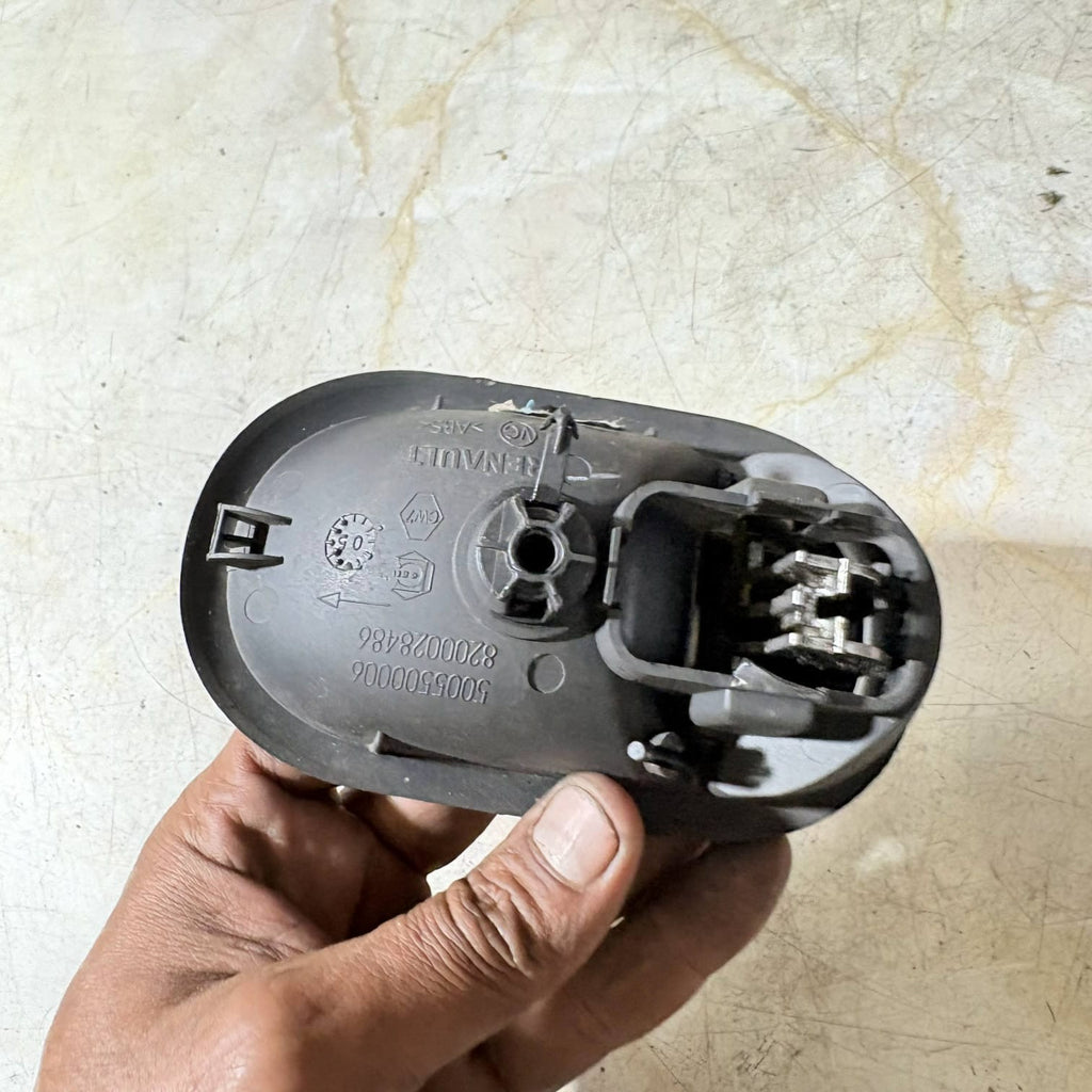 Renault Megane Scenic 2 mk2 right front interior door handle release 5005500006