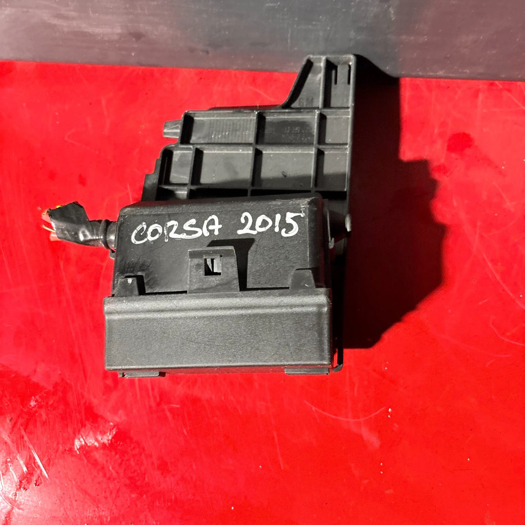 13359061 Fuse box for Opel Corsa 2015