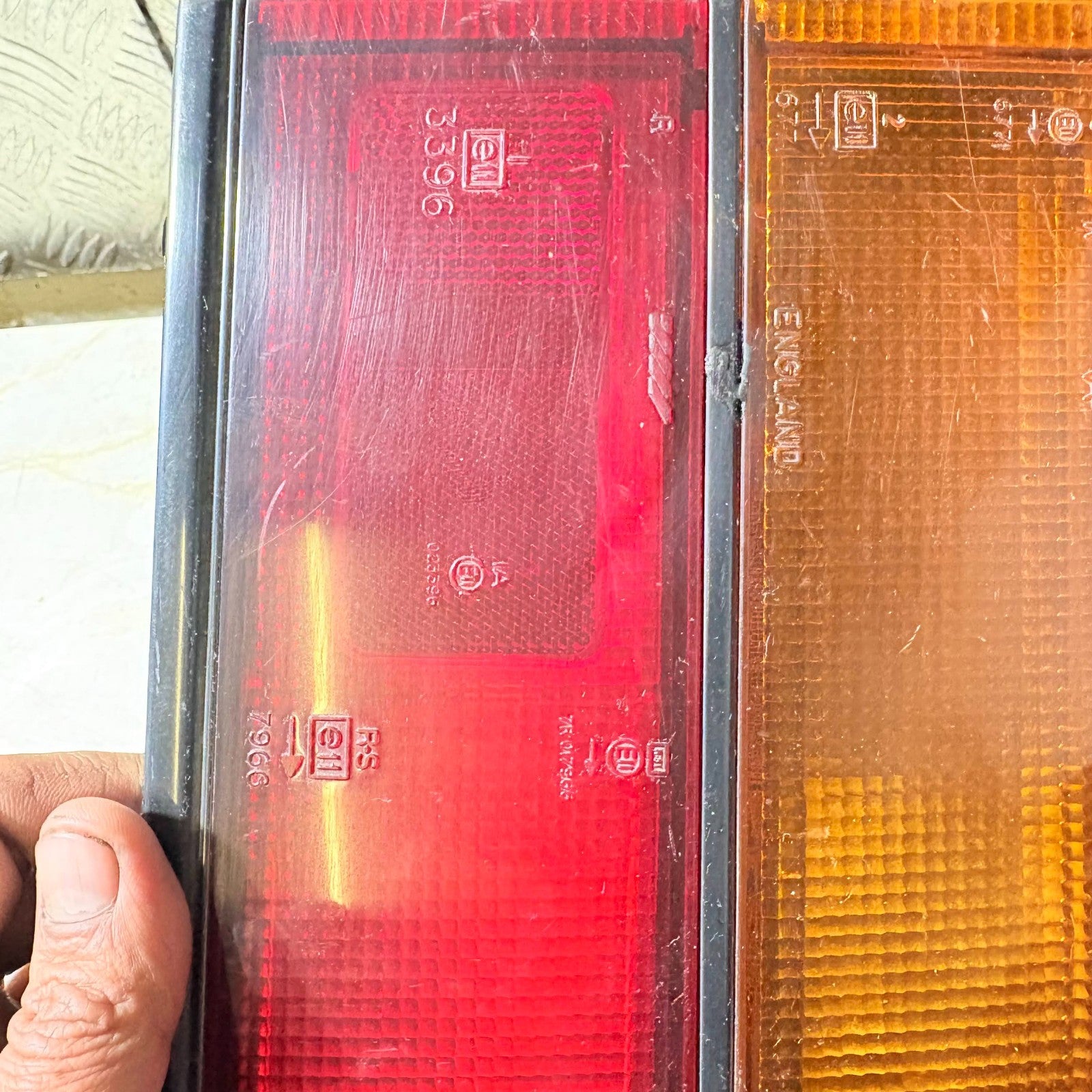 86-87 Civic 4Dr RearRight Taillight Combination Brake Signal Stop Lamp
